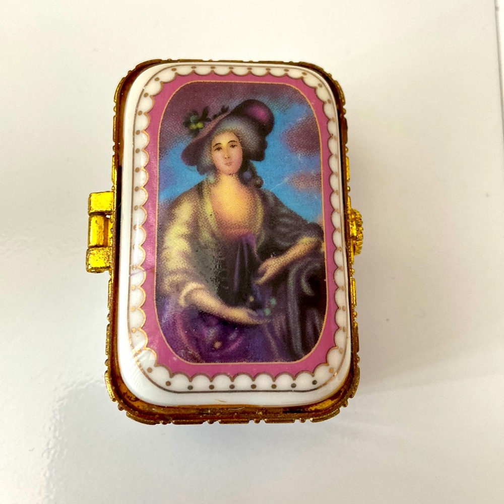 Hinged antique pill box/ trinket box